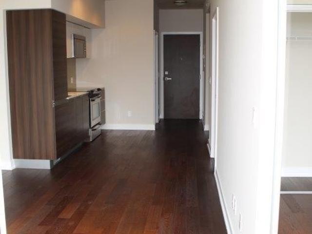 1017 - 1190 Dundas St