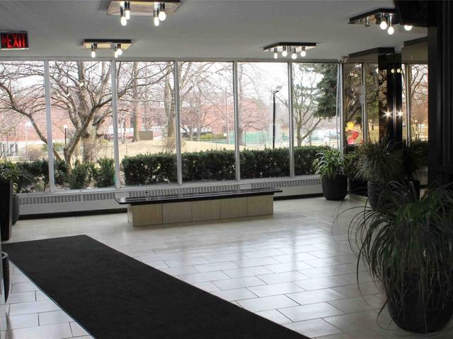 209 - 100 Echo Point Dr