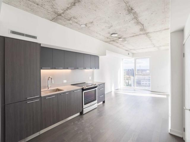 1406 - 15 Baseball Pl