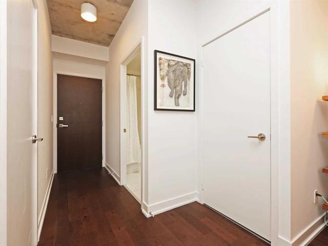 703 - 1190 Dundas St E