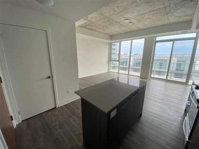 1111 - 30 Baseball Pl