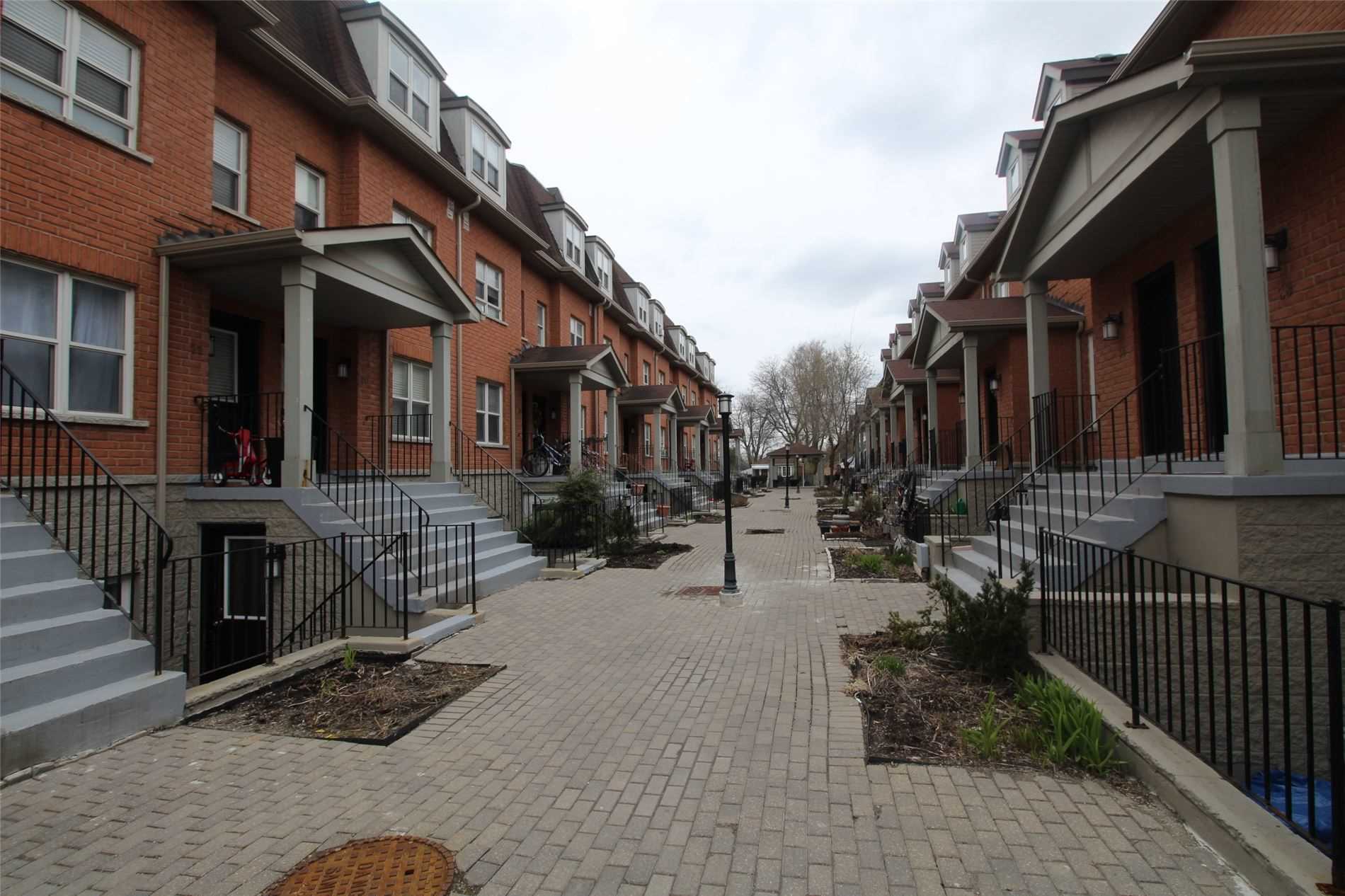 12 901 Kennedy Rd, Scarborough Terminated, E5204438 Condos.ca