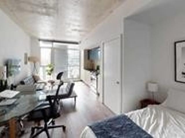 306 - 1190 Dundas St E