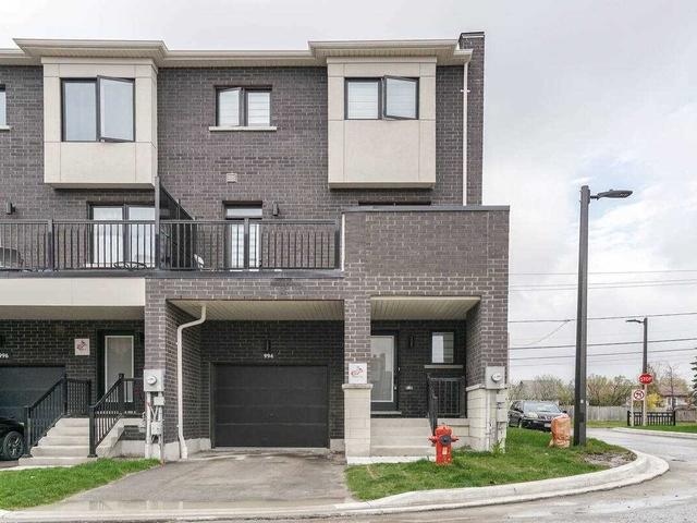 994 Kicking Horse Path Path