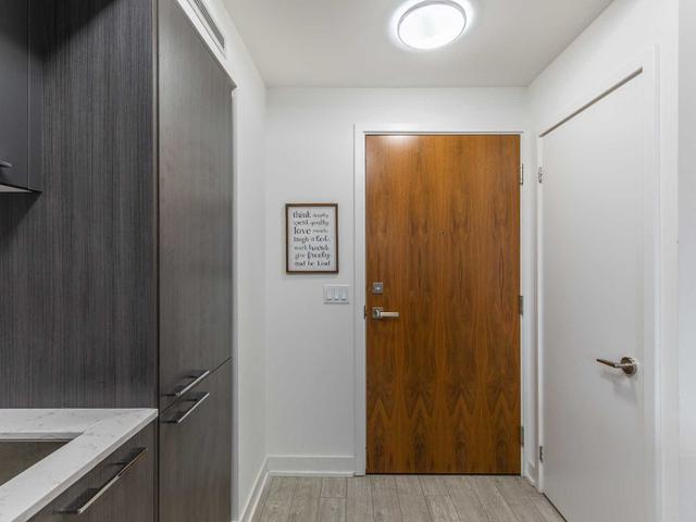 809 - 25 Baseball Pl