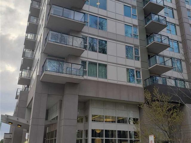2301 - 190 Borough Dr