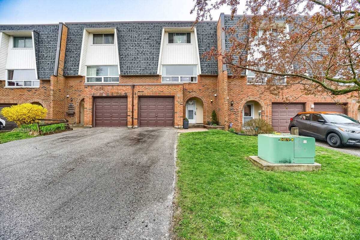 81 Deacon Lane, Ajax Sold, E5215837 Condos.ca