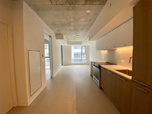 614 - 30 Baseball Pl