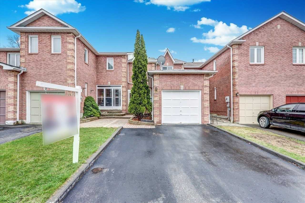 15 Farmers Ave, Ajax Sold, E5217989 Condos.ca