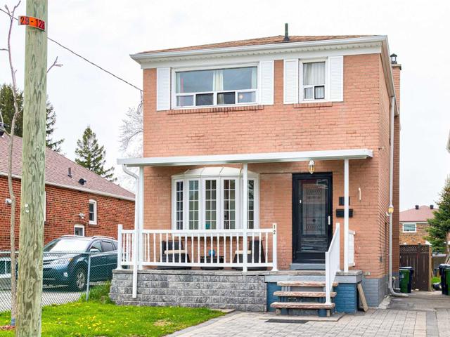 12 North Woodrow Blvd