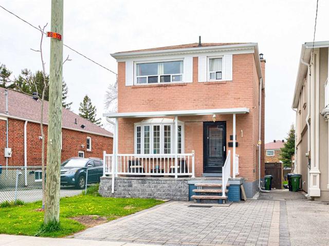 12 North Woodrow Blvd