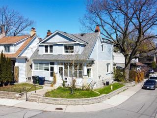 216 Oakcrest Ave N