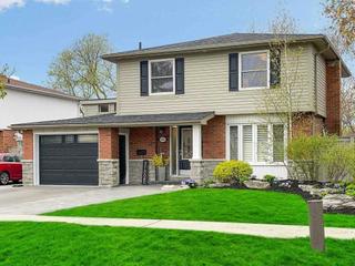 406 Lupin Dr