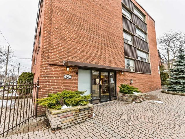 101 - 325 Sammon Ave, East York | Expired, E5235372 | Condos.ca