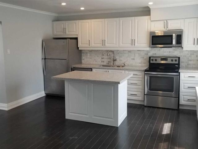 2336 Danforth Ave