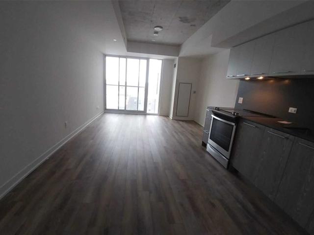 632 - 30 Baseball Pl