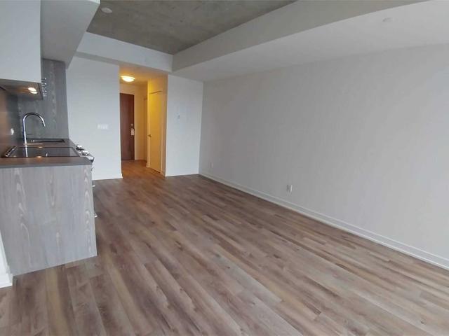 632 - 30 Baseball Pl