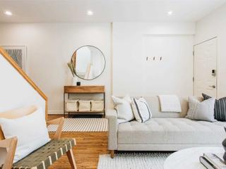 17 Tiverton Ave