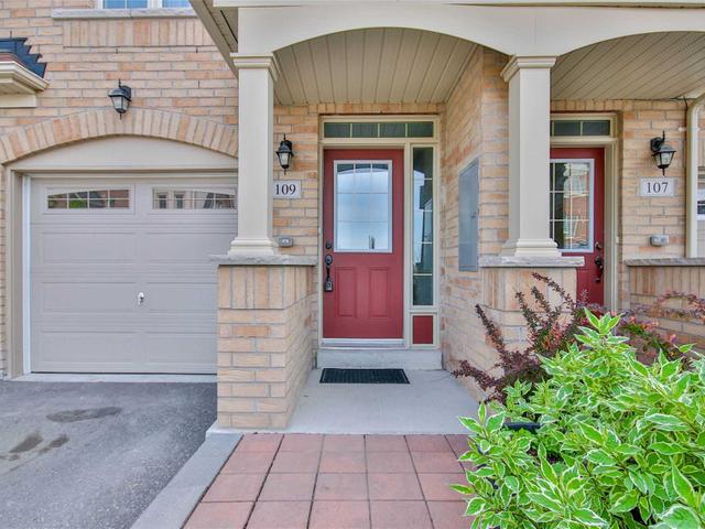 109 Magpie Way