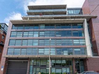 825 - 90 Broadview Ave