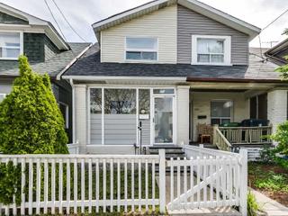 651 Coxwell Ave