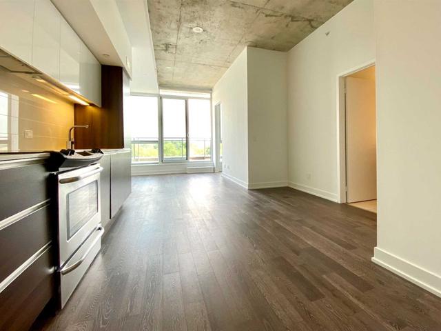 813 - 1238 Dundas St E