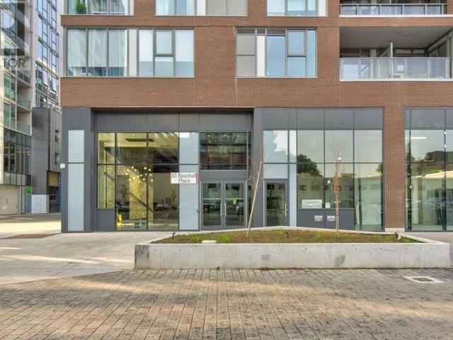 317 - 30 Baseball Pl