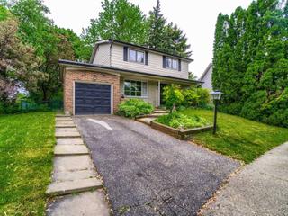 12 Erinlea Cres