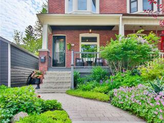 16 Earl Grey Rd