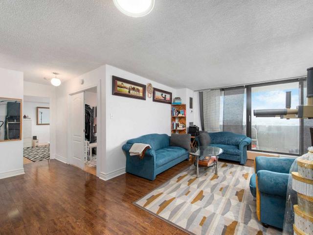 1201 - 301 Prudential Dr