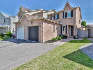29 Hughes Cres