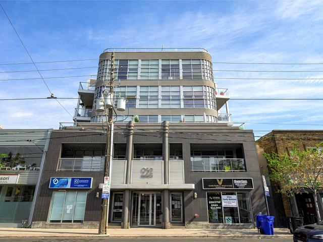 305 - 952 Kingston Rd