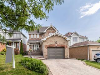 1019 Timberland Cres