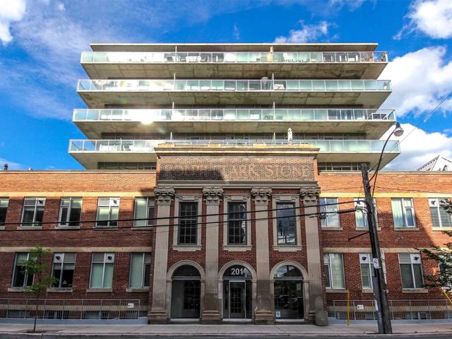 146 - 201 Carlaw Ave