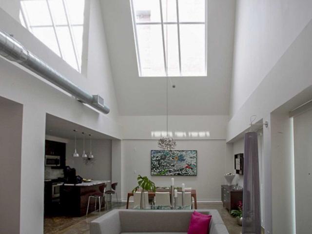 249 - 201 Carlaw Ave