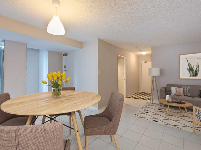 308 - 2550 Lawrence Ave E