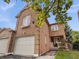 69 Hughes Cres