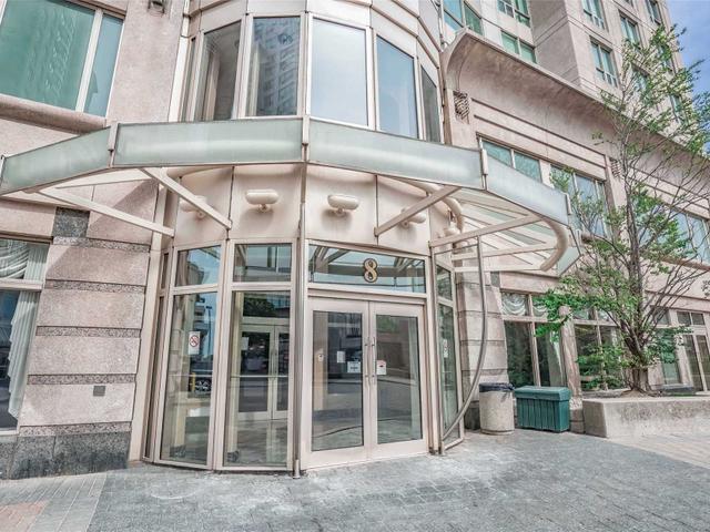 613 - 8 Lee Centre Dr