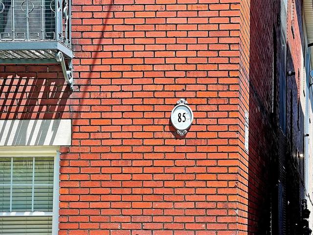 7 - 85 Beech Ave