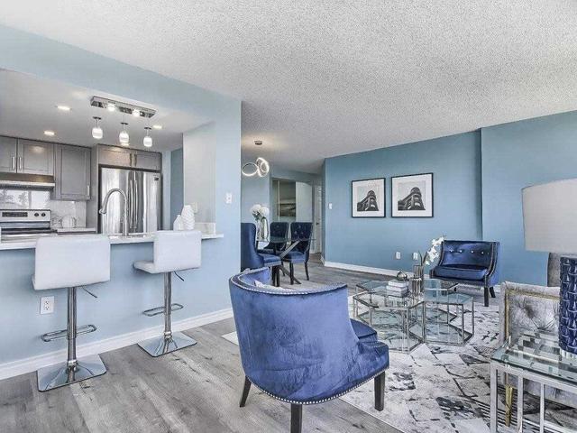 303 - 300 Alton Towers Circ