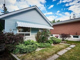 271 Gibbons St