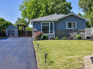 762 Downview Cres