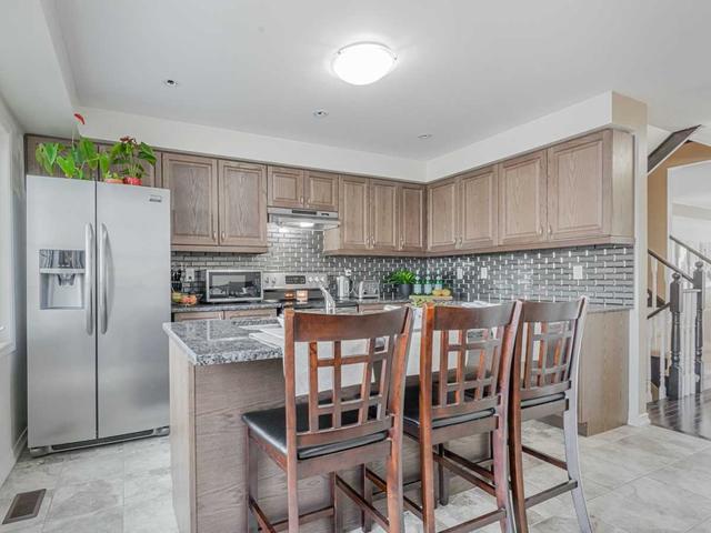 107 Magpie Way