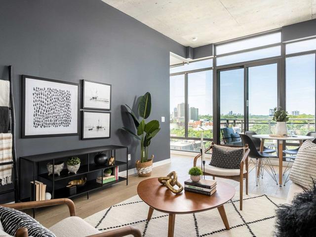 730 - 90 Broadview Ave