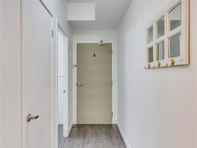 305 - 2055 Danforth Ave