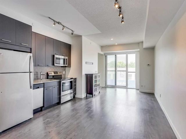 305 - 2055 Danforth Ave