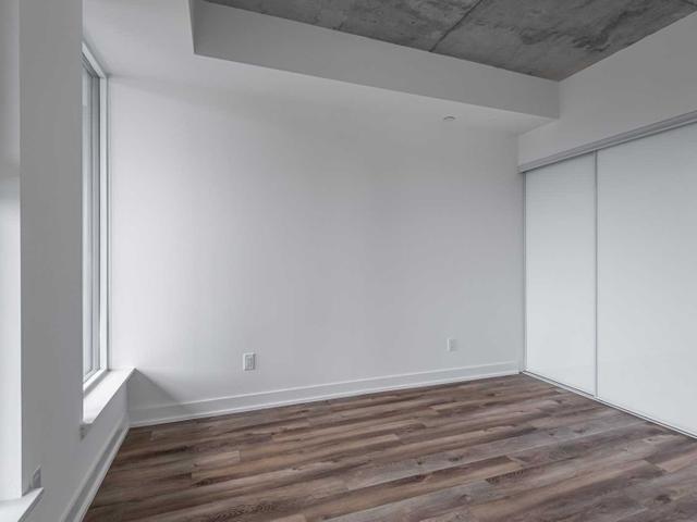 1003 - 30 Baseball Pl