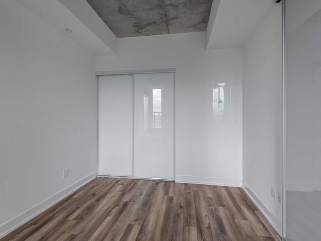 1003 - 30 Baseball Pl