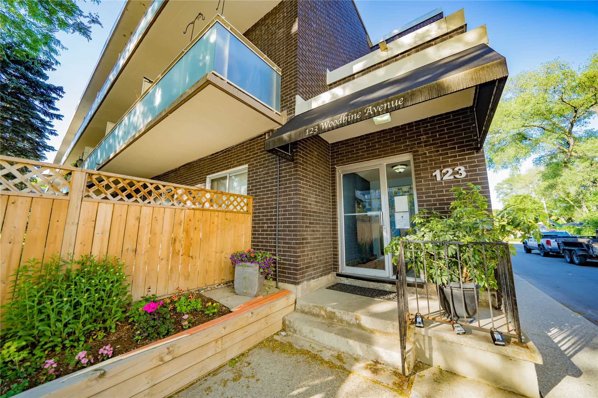 327 123 Woodbine Ave, Toronto Leased, E5279307 Condos.ca