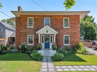 127 Beaver St S
